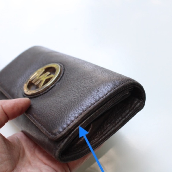 Michael Kors Fulton wallet - Picture 8 of 13